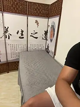 qujing002 online show from 07/26/26, 02:02