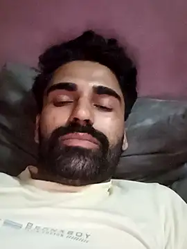 cuteboyaadi online show from 08/03/26, 06:47