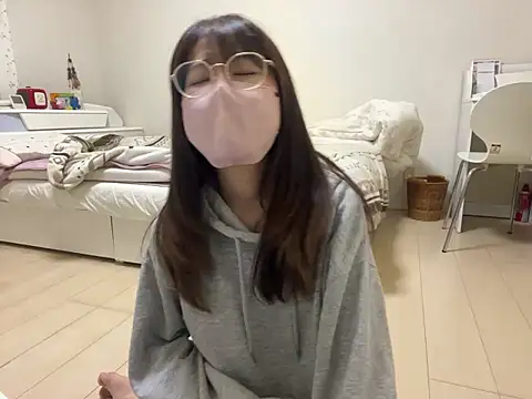 Snapshot of Sakura_Mochi38 chatting on 06/14/26, 05:47 Sakura Mochi38 online show from 06/14/26, 05:47