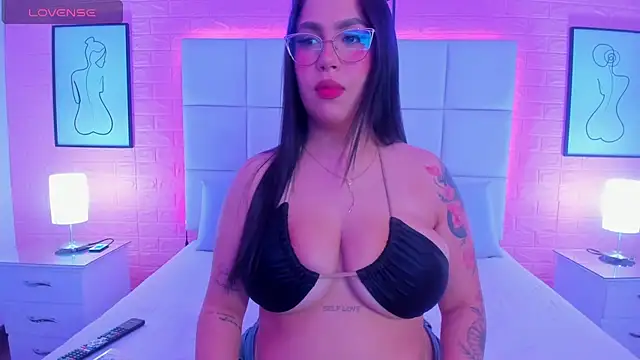 chloe parker  online show from 07/07/26, 03:53