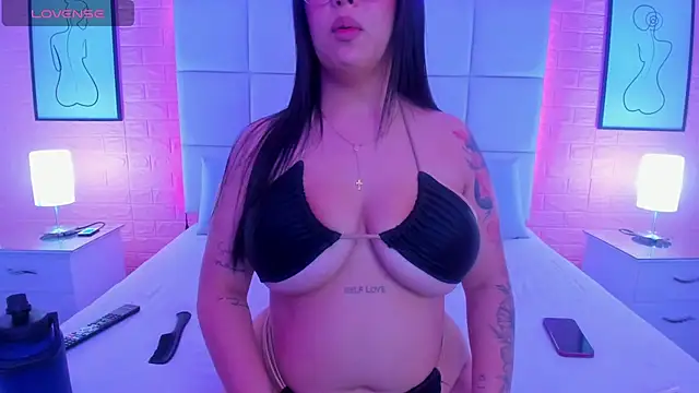 chloe parker  online show from 07/07/26, 07:23