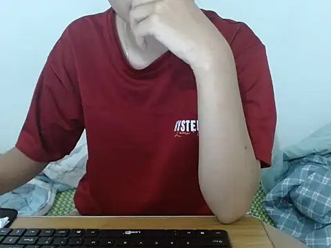 ThuyTien279 online show from 07/07/26, 05:38