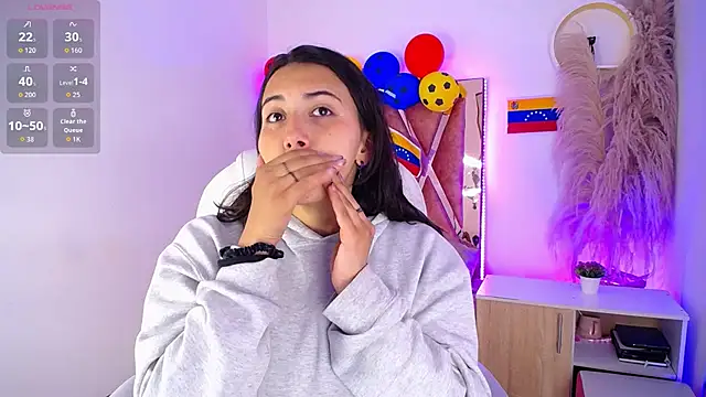 Camiila  1 online show from 07/14/26, 11:27