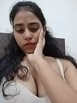 Snapshot of Nikitahot83 chatting on 06/19/26, 06:03 Nikitahot83 online show from 06/19/26, 06:03