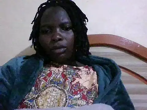 Snapshot of lucyswee chatting on 07/11/26, 06:13 lucyswee online show from 07/11/26, 06:13