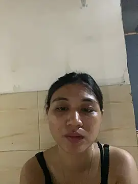 Snapshot of Rayya_4yy chatting on 07/19/26, 08:34 Rayya 4yy online show from 07/19/26, 08:34