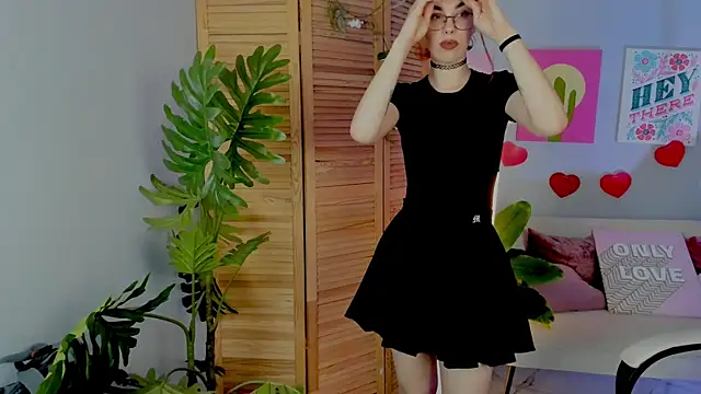SeraphineDuskryn online show from 06/26/26, 02:12