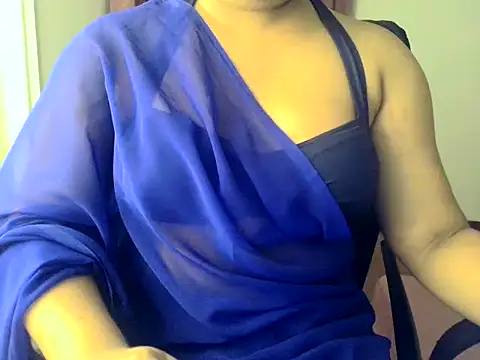 Snapshot of Rani_016 chatting on 06/11/26, 03:53 Rani 016 online show from 06/11/26, 03:53