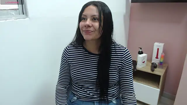 black velvet online show from 06/18/26, 02:11