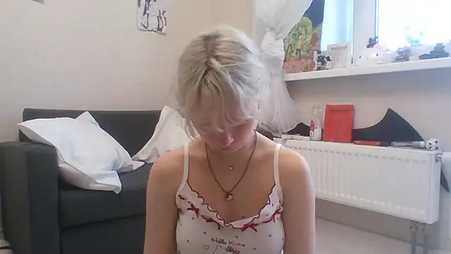 DinaKolter online show from 07/28/26, 03:21
