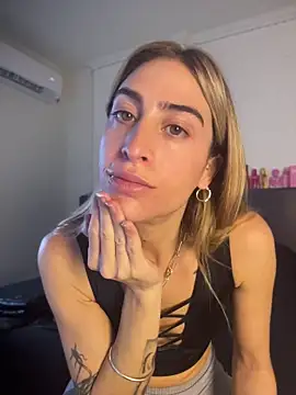 NicoleWilder online show from 07/18/26, 12:58