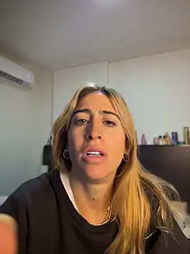 NicoleWilder online show from 07/03/26, 11:17