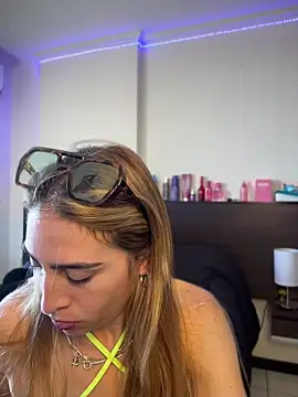 NicoleWilder online show from 07/28/26, 03:21