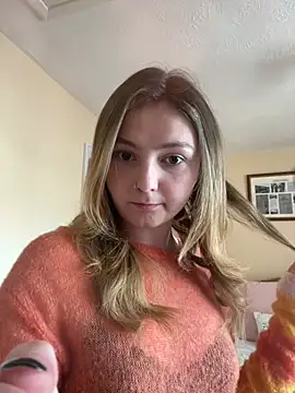 ChloeRaexox online show from 06/15/26, 03:34