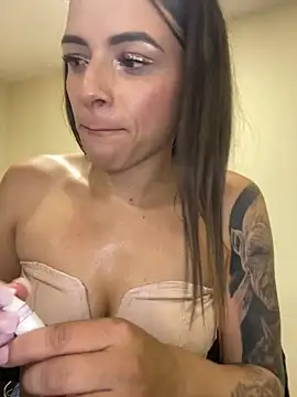  Melany Martinez online show from 07/01/26, 04:18