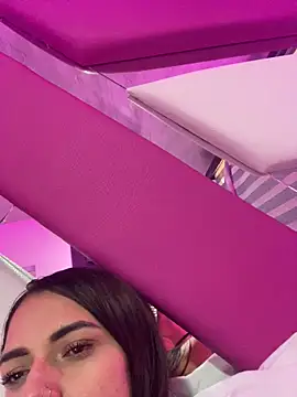  Melany Martinez online show from 06/20/26, 10:04