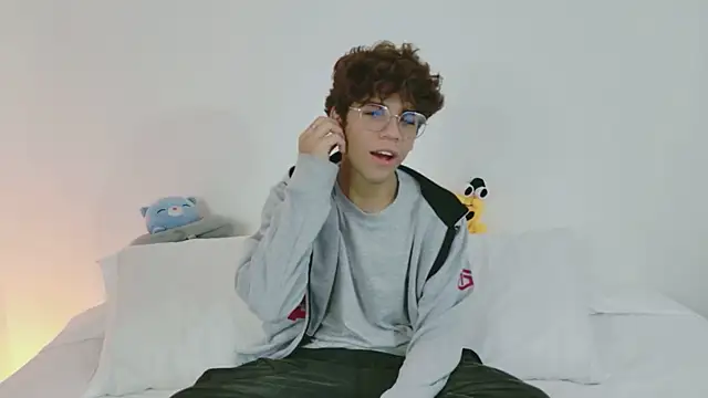 Samy Twink online show from 07/14/26, 03:00