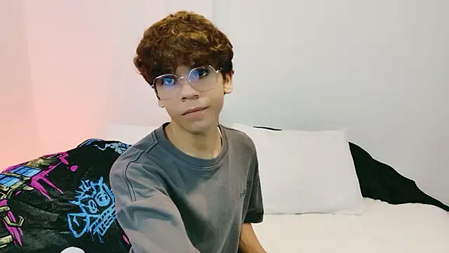 Samy Twink online show from 07/19/26, 03:04