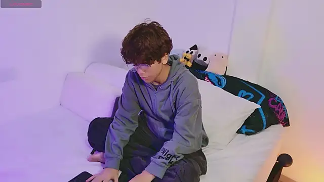 Samy Twink online show from 07/26/26, 03:35