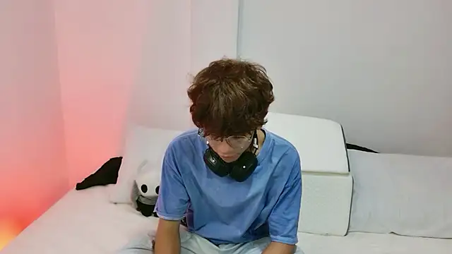 Samy Twink online show from 07/20/26, 03:03