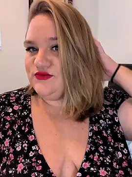 Jonesinjil online show from 06/21/26, 11:54