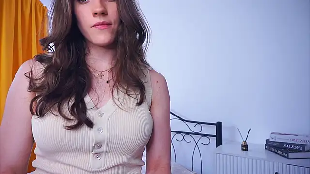 FlorenceClap online show from 06/15/26, 08:03