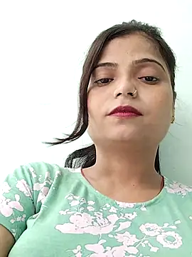 Snapshot of Missridhi chatting on 07/07/26, 04:37 Missridhi online show from 07/07/26, 04:37