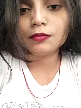 Snapshot of Missridhi chatting on 06/16/26, 11:43 Missridhi online show from 06/16/26, 11:43