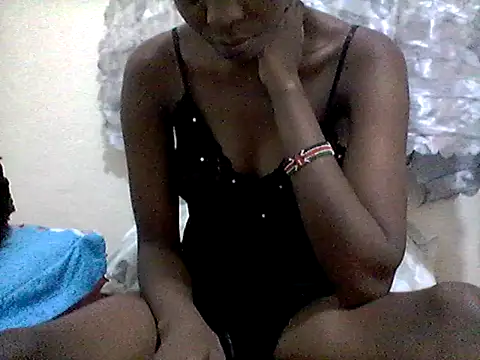 Snapshot of Sweetpother chatting on 06/13/26, 01:20 Sweetpother online show from 06/13/26, 01:20