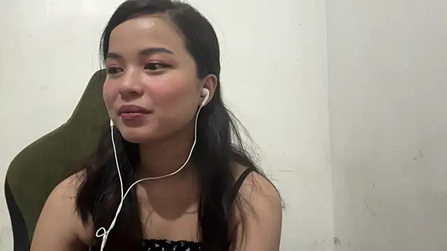Snapshot of ValerieMyerson chatting on 06/15/26, 01:00 ValerieMyerson online show from 06/15/26, 01:00