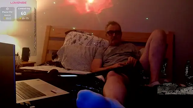 KinkyStacheDaddy online show from 07/20/26, 06:10