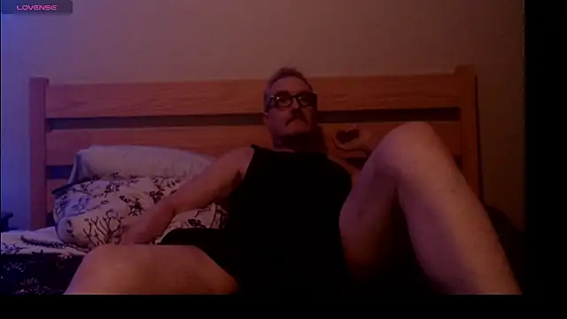 KinkyStacheDaddy online show from 06/30/26, 05:29
