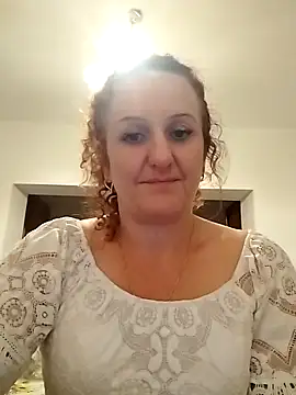 KarinaFlower99 online show from 06/18/26, 08:03