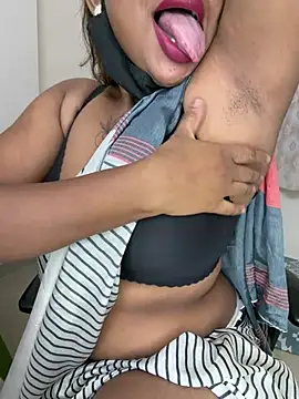 I am amisha online show from 07/09/26, 12:22