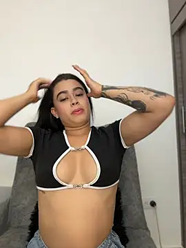 Victoria Lux  online show from 06/18/26, 11:21