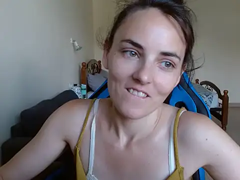 Snapshot of OliviaTheS chatting on 07/03/26, 10:11 OliviaTheS online show from 07/03/26, 10:11