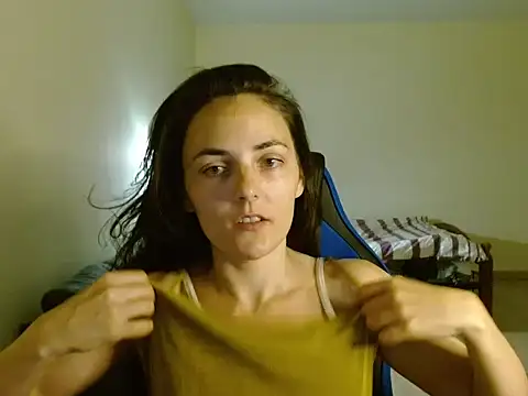 Snapshot of OliviaTheS chatting on 06/13/26, 08:07 OliviaTheS online show from 06/13/26, 08:07
