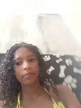 Snapshot of AlmaDream chatting on 06/19/26, 03:51 AlmaDream online show from 06/19/26, 03:51