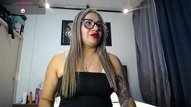 Im Shantal69 online show from 06/20/26, 11:10