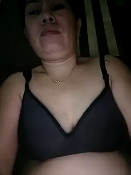Snapshot of Sexymona000 chatting on 06/11/26, 08:55 Sexymona000 online show from 06/11/26, 08:55