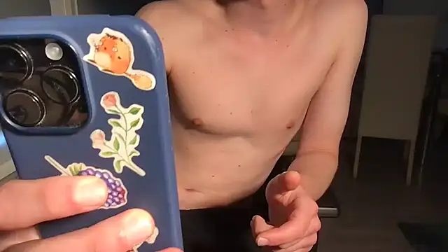 Skinnyrisky online show from 07/04/26, 04:22