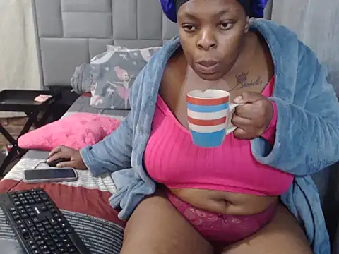 Wifey Amanda online show from 07/07/26, 06:47