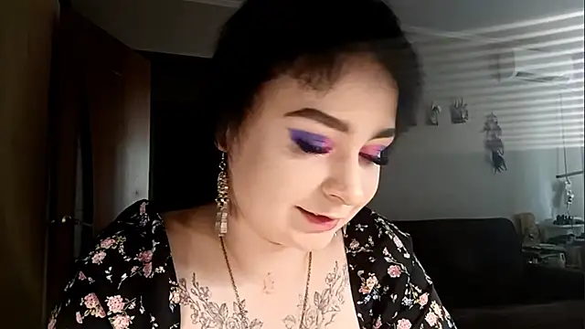 Snapshot of ValdaAllegra chatting on 06/12/26, 08:56 ValdaAllegra online show from 06/12/26, 08:56