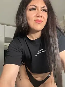 LoveYou2899 online show from 06/17/26, 05:34