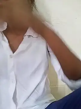 Riya5677 online show from 07/15/26, 03:46