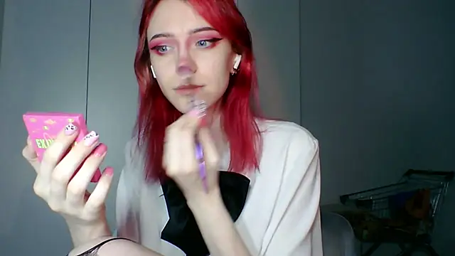 KayleneWesterberg online show from 06/12/26, 03:21