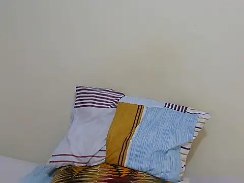 Arriana  online show from 06/14/26, 07:53