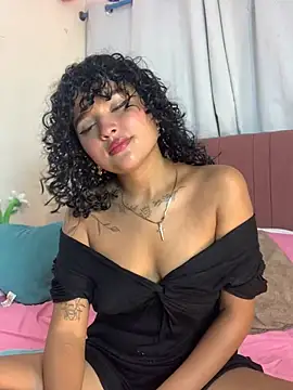 maryale01 online show from 07/07/26, 12:09