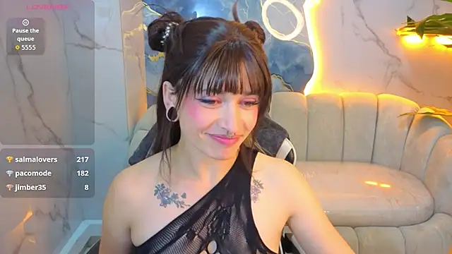 Snapshot of Lily_Tx chatting on 07/28/26, 04:50 Lily Tx online show from 07/28/26, 04:50