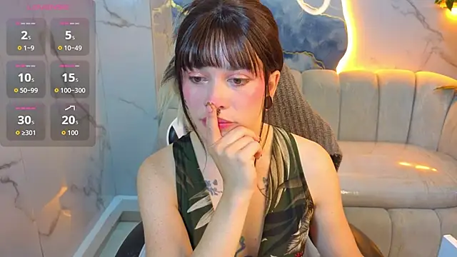 Snapshot of Lily_Tx chatting on 07/18/26, 12:47 Lily Tx online show from 07/18/26, 12:47
